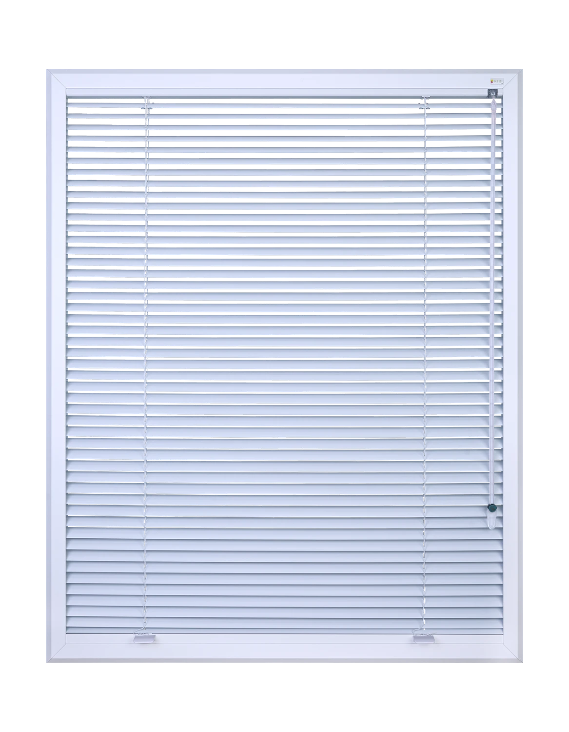 Latende jalouzie in frame gesloten